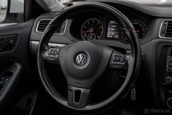 Volkswagen Jetta 1.4 TSI Highline DSG - 12