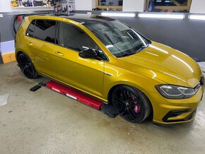 GOLF R 2017 - 12