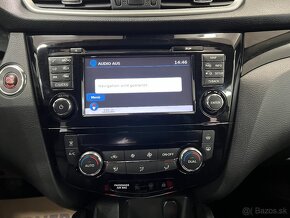 Nissan Qashqai 1.2 DIG-T KŮŽE PANORAMA NAVI TAŽNÉ ZAŘÍZENÍ - 12