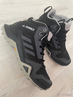 Adidas Terrex NOVE - 12