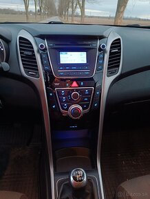 Hyundai i30 combi 1,6crdi - 12