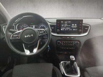 Kia Ceed SW 1,5 T-GDI M6 Gold - 12