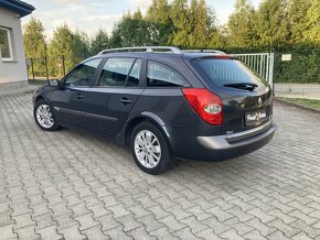 Renault laguna 1,9 dci - 12