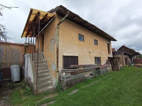 Exkluzívne na predaj stavebný pozemok 2590 m2 a vidiecky dom - 12