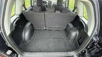 Suzuki Grand Vitara 1.9 DDiS 4x4 - 12