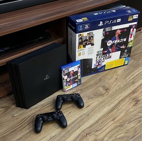 Playstation 4 PRO - 1TB - FIFA 21 Bundle - 12