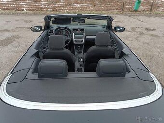 VW EOS Cabriolet Facelift 2,0TSi 144t km 2011 Manuál - 12