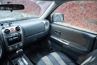 ISUZU D-MAX 3.0td predam - 12