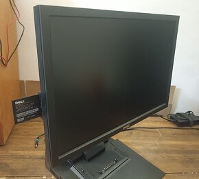 Dell P2210f - 22" - 12