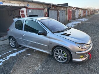 Peugeot 206 rc - 12