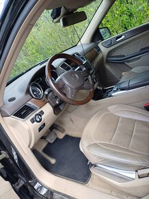 Mercedes-Benz GL 500 AMG paket,7míst,Harman/Kardon/435HP - 12