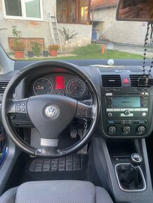 Volkswagen Golf  2.0 TDi - 12