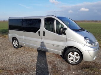 Renault Trafic 2.0 dci 84kw Passenger - 12