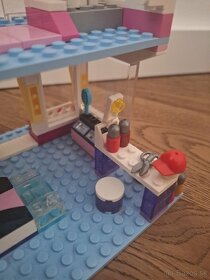 LEGO FRIENDS obchodná zóna Heartlake - 12