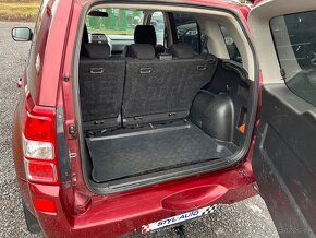 Suzuki Grand Vitara 2.0B 5dv 103 kw - 12