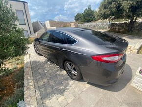 Ford Mondeo Mk5 2.0 TDCi - 12