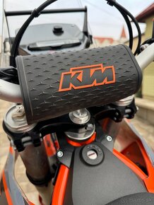 KTM 690 R ENDURO - 12