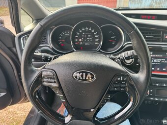 Predam KIA Ceed Platinum - 12