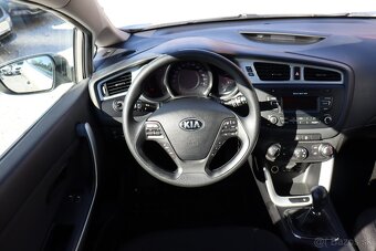 Kia Cee´d 1.4 CVVT LX/Silver - 12