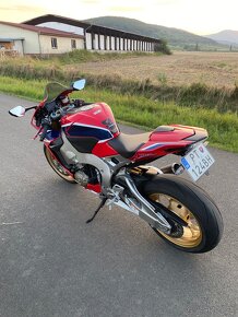 HONDA CBR 1000 RR SP1, 9/2020, 8866 km - 12