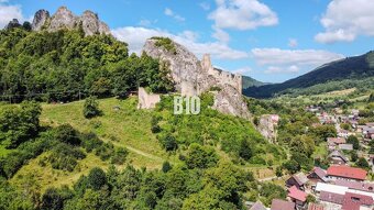 RODINNÝ DOM S DUŠOU A ÚŽASNÝM VÝHĽADOM NA HRAD -LEDNICA - 12