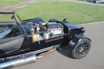 2010 Caterham CSR 175 - 12