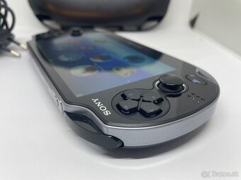 PS VITA PCH-1004 -OLED displej - 12