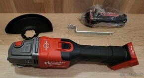 Milwaukee M12 M18 - 12