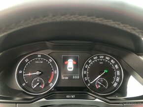 Superb 2,0TDI DSG automat - 12