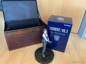 Resident Evil 3 Collector's Edition - PS4 - 12