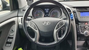 Hyundai i30 kombi, benzín, 1.6 MPI, 88 kW, === 96 400 km === - 12