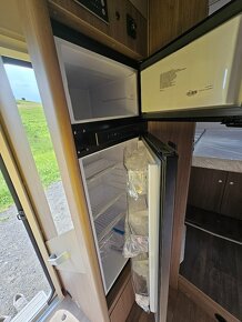 Predám nový karavan CARADO  T459 PRO+ - 12