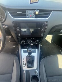 Škoda octavia combi 1.6 TDI - 12