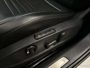 Volkswagen Passat B8 rline 4motion Webasto Masáž Dynaudio - 12