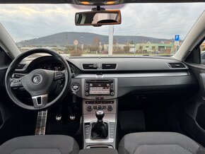 VW Passat b7 Variant 2.0 tdi 103kw - 12