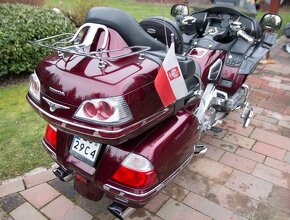 Honda Goldwing GL 1800 - 12