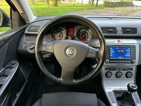 Volkswagen Passat B6 2.0 TDI Sportline - 12