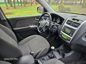 Kia Sportage 2.0 crdi 4x4 PILOT Webasto - 12