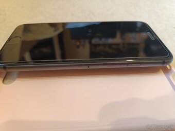 iPhone 8 256GB - 12