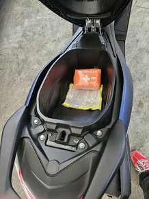 Yamaha Nmax 125 - 12