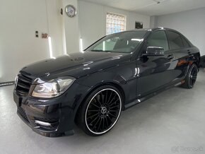 Mercedes Benz c350 cgi - 12