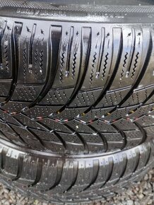 zimné pneumatiky 215/55r17- 2ks Michelin. - 12