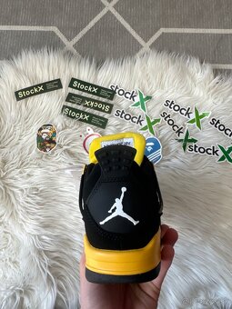 Jordan 4 - 12