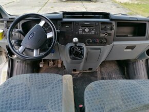 Ford Transit - 12