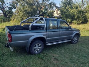 MAZDA B2500 2.5 TD 4X4 NAJ 198000 KM MOD.ROK 2006 - 12