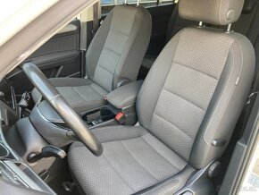 VOLKSWAGEN TOURAN 2,0TDi 150k DSG 7míst - 12