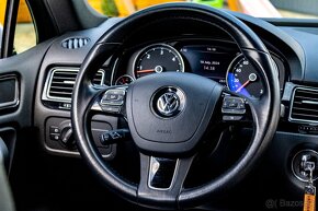 VW Touareg 3,0 V6 TDI 8AT (webasto, panoráma,el.ťažné, koža) - 12