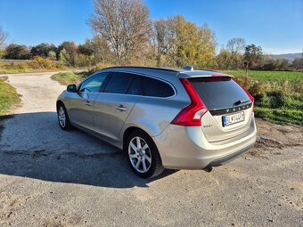 Volvo V60 Combi 100kw - 12