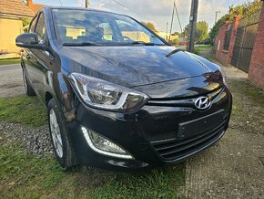 Hyundai i20 1.2i Facelift 2013 - 12