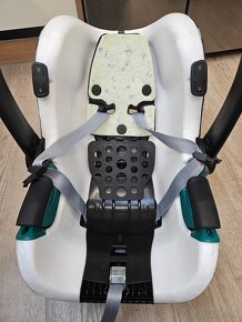 Vajicko Britax baby safe i-sense + zakladna - 12